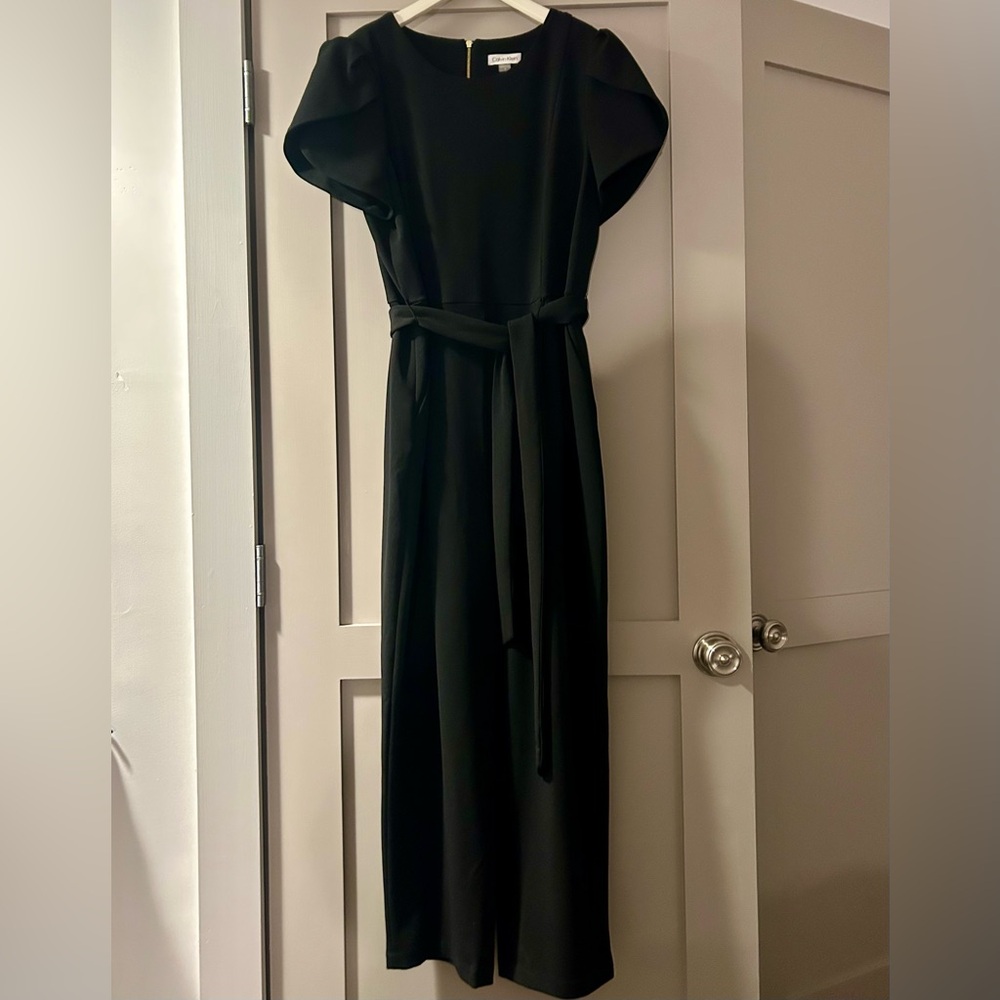 EUC Elegant Black wide leg Jumpsuit with gold zipper accent up back